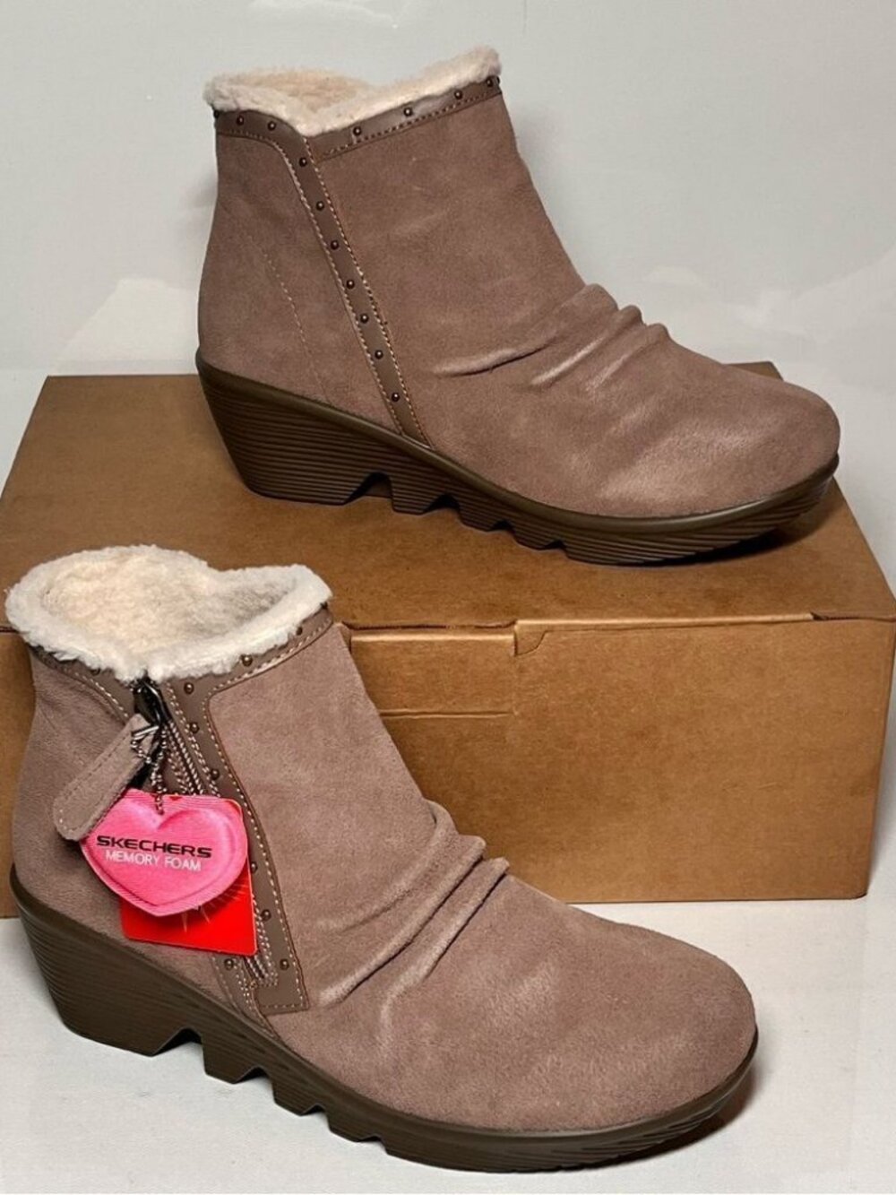 Skechers Jumper Studded Sherpa Trim Bootie